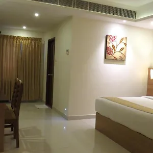 Hotel Rajadhani, Thiruvananthapuram